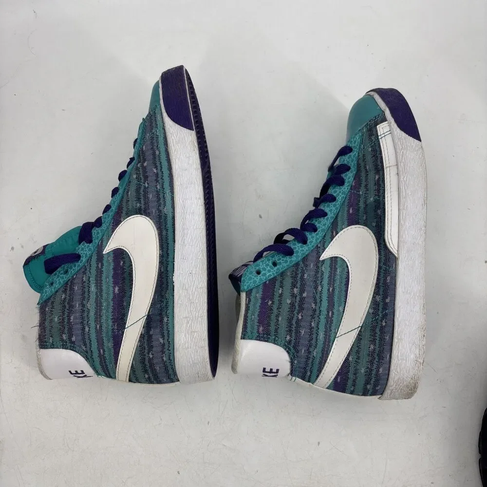 Nike Blazer High Tops Retro Charlotte Hornets Colors Womens Size 7.5 317808-311